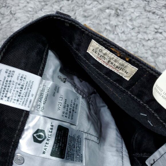 Levi's Premium 501 '81 Mom Jeans Black Distressed Size 25x31 High Rise Tapered - Picture 7 of 12